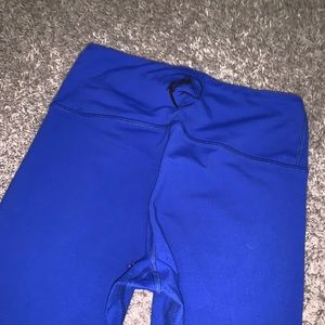 Alphalete blue leggings